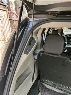 دۆج گراند کاراڤان